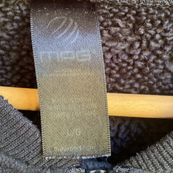 MPG Fleece Bomber Jkt/Sweater - Picture 2 of 7